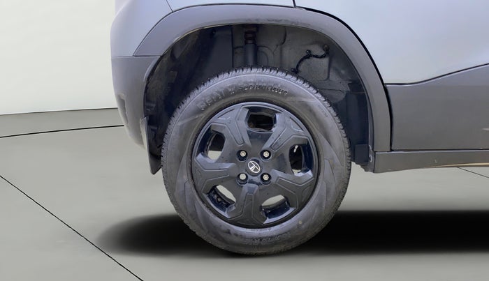 2023 Tata PUNCH ACCOMPLISHED MT, Petrol, Manual, 29,374 km, Right Rear Wheel