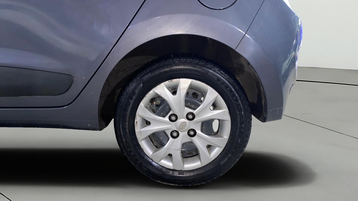 2014 Hyundai Grand i10 SPORTZ 1.2 KAPPA VTVT, Petrol, Manual, 49,738 km, Left Rear Wheel