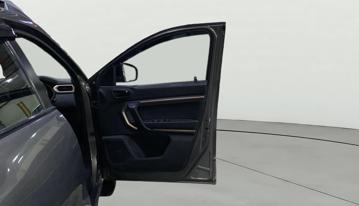 2021 Renault Kiger RXT MT, Petrol, Manual, 75,926 km, RHS Front Door