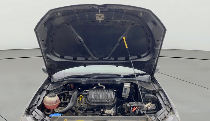 2018 Volkswagen Polo COMFORTLINE 1.0L MPI, Petrol, Manual, 8,325 km, Open Bonet