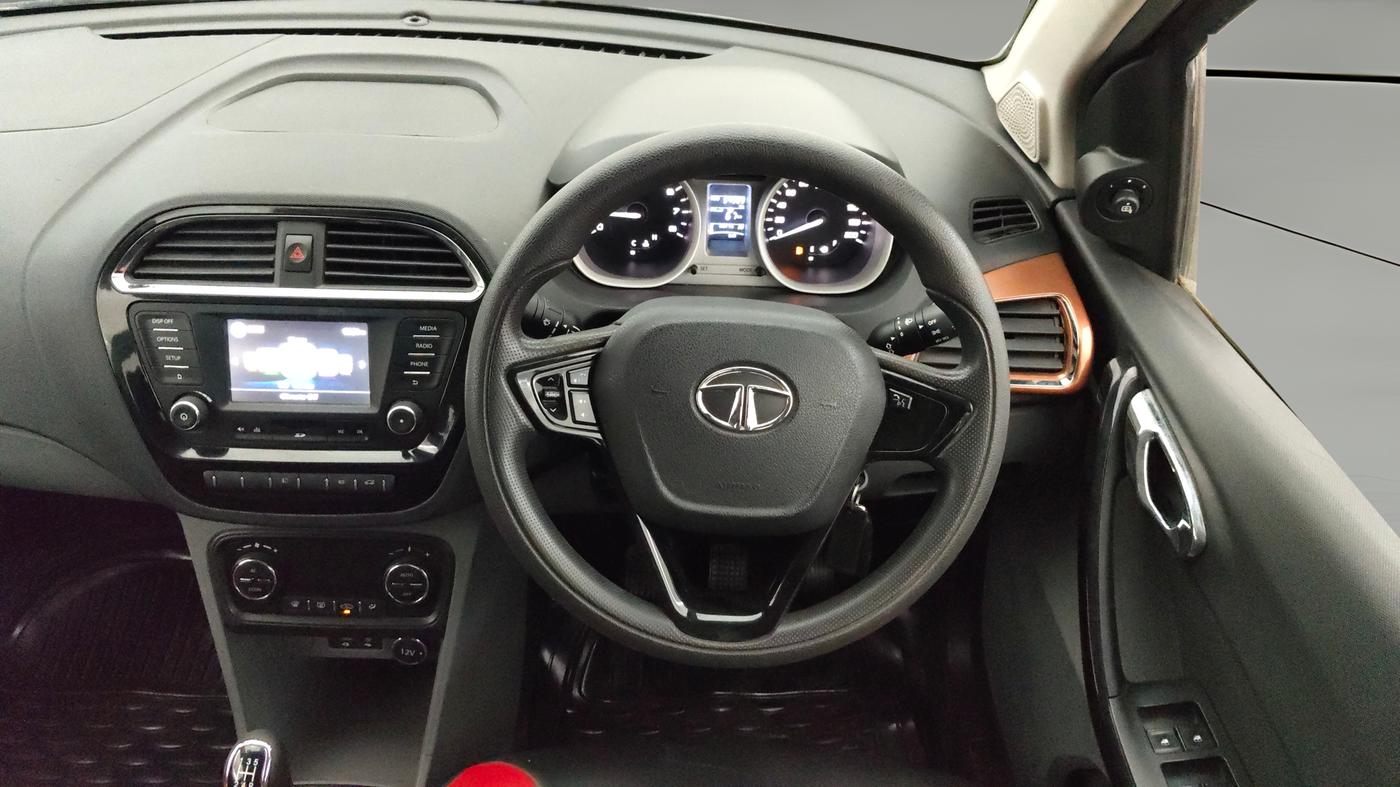 2017 Tata TIGOR XZ (O) PETROL, Petrol, Manual, 54,989 km, Steering Wheel Close Up