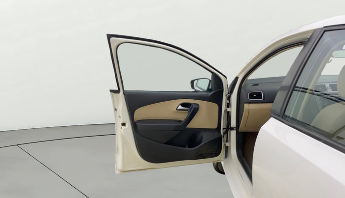 2017 Volkswagen Polo HIGHLINE1.2L, Petrol, Manual, 86,066 km, LHS Front Door