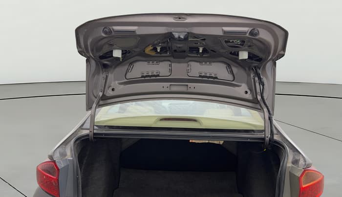 2015 Honda City 1.5L I-VTEC SV, Petrol, Manual, 77,934 km, Boot Door Open