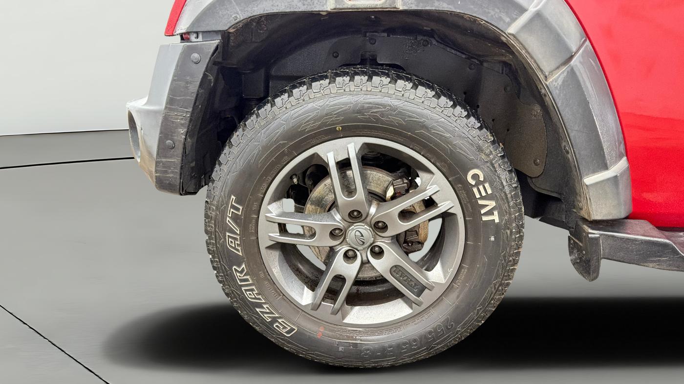 2021 Mahindra Thar LX PETROL HT 4WD AT, Petrol, Automatic, 34,634 km, Left Front Wheel