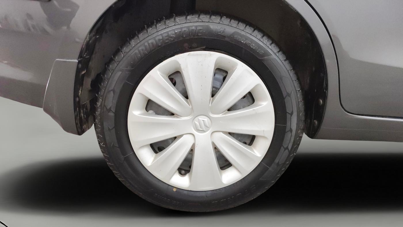 2016 Maruti Ertiga VXI AT, Petrol, Automatic, 62,842 km, Right Rear Wheel