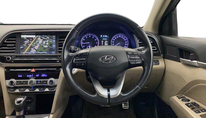 2020 Hyundai New Elantra 2.0 SX(O) AT PETROL, Petrol, Automatic, 91,917 km, Steering Wheel Close Up