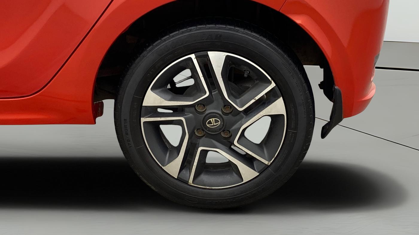 2021 Tata Tiago XZA PLUS PETROL, Petrol, Automatic, 16,977 km, Left Rear Wheel