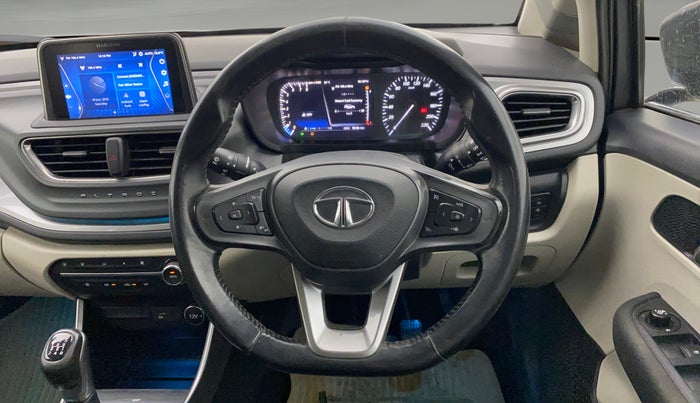 2022 Tata ALTROZ XZ PLUS PETROL, Petrol, Manual, 70,104 km, Steering Wheel Close Up
