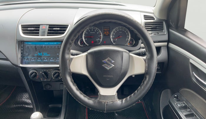 2017 Maruti Swift VXI O, Petrol, Manual, 66,153 km, Steering Wheel Close Up