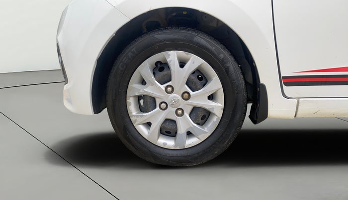 2016 Hyundai Grand i10 SPORTZ 1.2 KAPPA VTVT, CNG, Manual, 97,381 km, Left Front Wheel