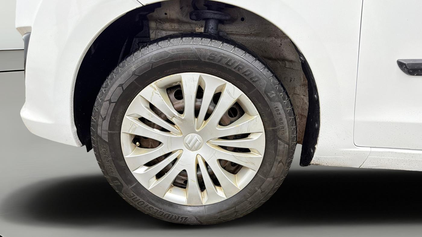 2015 Maruti Ertiga VXI, Petrol, Manual, 91,724 km, Left Front Wheel