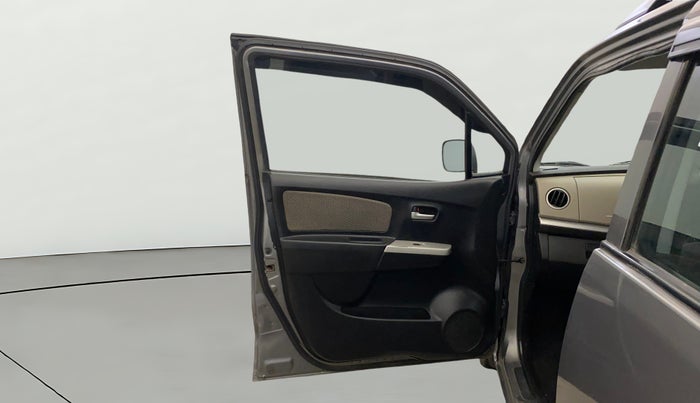 2016 Maruti Wagon R 1.0 LXI, CNG, Manual, 62,676 km, LHS Front Door