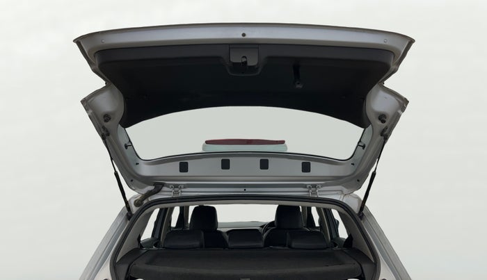2022 Volkswagen TAIGUN TOPLINE 1.0 TSI MT, Petrol, Manual, 49,465 km, Boot Door Open