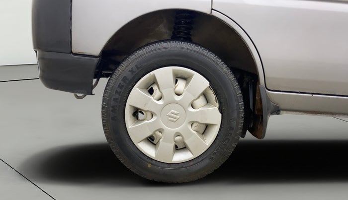 2017 Maruti Eeco 7 STR, Petrol, Manual, 13,946 km, Left Front Wheel