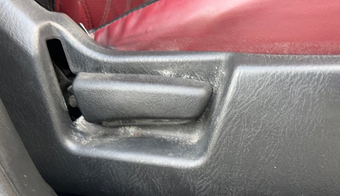 2021 Maruti Alto LXI O, Petrol, Manual, 57,757 km, Driver Side Adjustment Panel