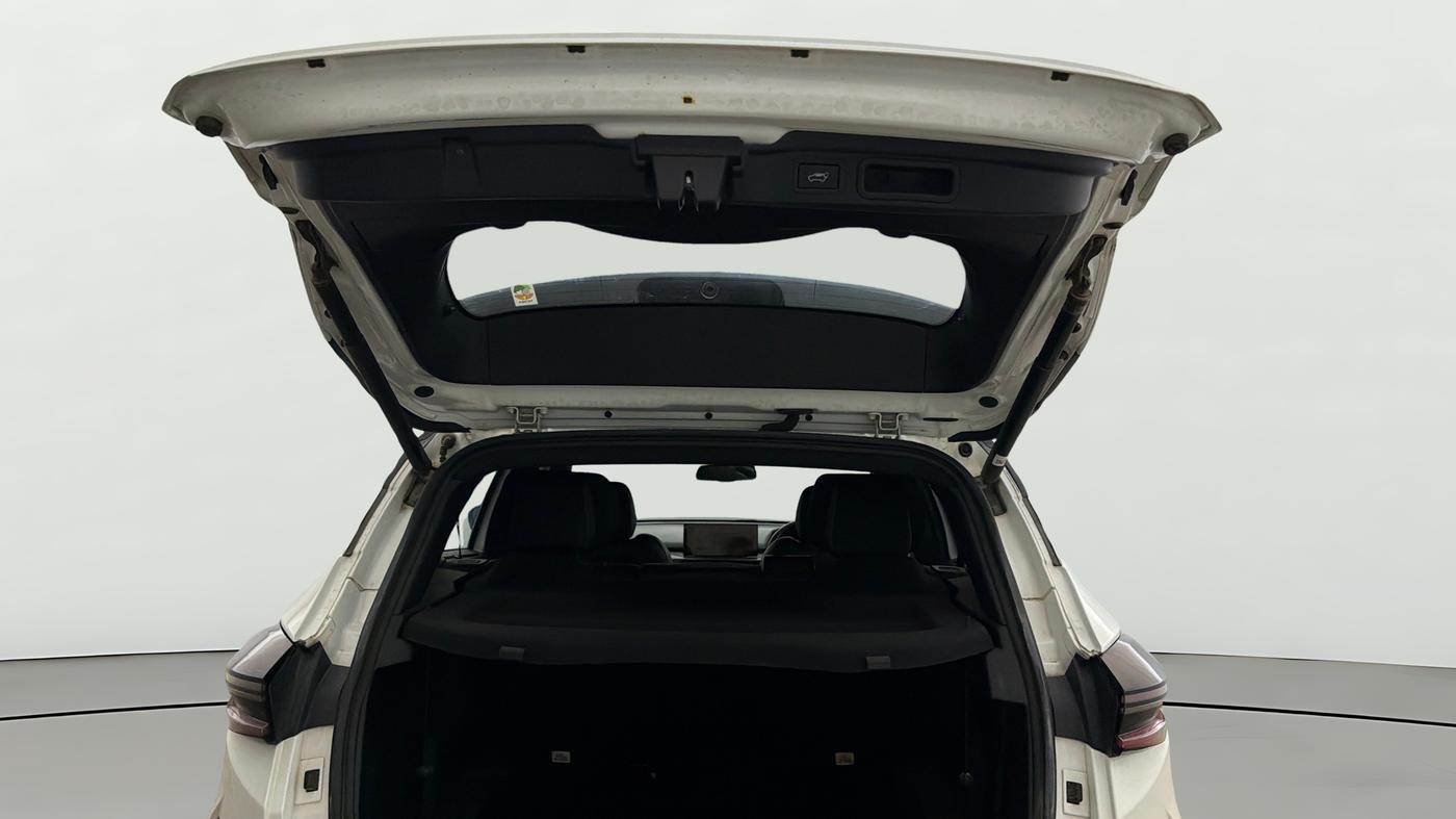 2024 Tata Harrier FEARLESS PLUS DUAL TONE, Diesel, Manual, 23,262 km, Boot Door Open
