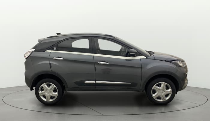 2023 Tata NEXON XM PLUS SUNROOF PETROL, Petrol, Manual, 54,268 km, Right Side View