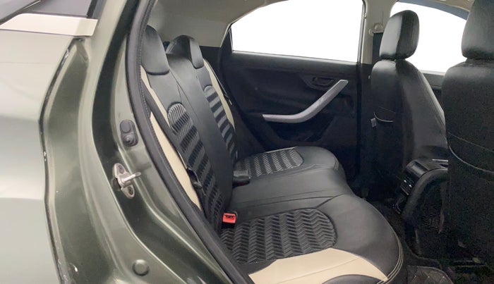 2023 Tata NEXON XM PLUS SUNROOF PETROL, Petrol, Manual, 24,003 km, Right Side Rear Door Cabin