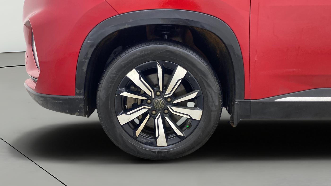 2020 MG HECTOR PLUS SHARP 1.5 PETROL TURBO CVT 6-STR, Petrol, Automatic, 56,478 km, Left Front Wheel