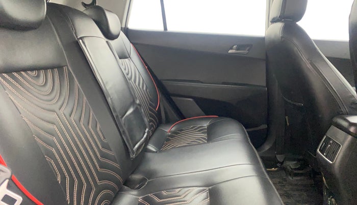 2017 Hyundai Creta SX PLUS 1.6 PETROL SPECIAL EDITION, Petrol, Manual, 73,358 km, Right Side Rear Door Cabin