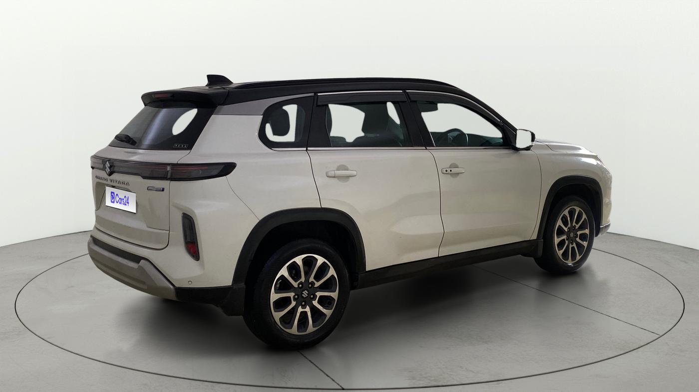 2022 Maruti Grand Vitara ALPHA SMART HYBRID AT DUAL TONE, Petrol, Automatic, 47,818 km, Right Back Diagonal