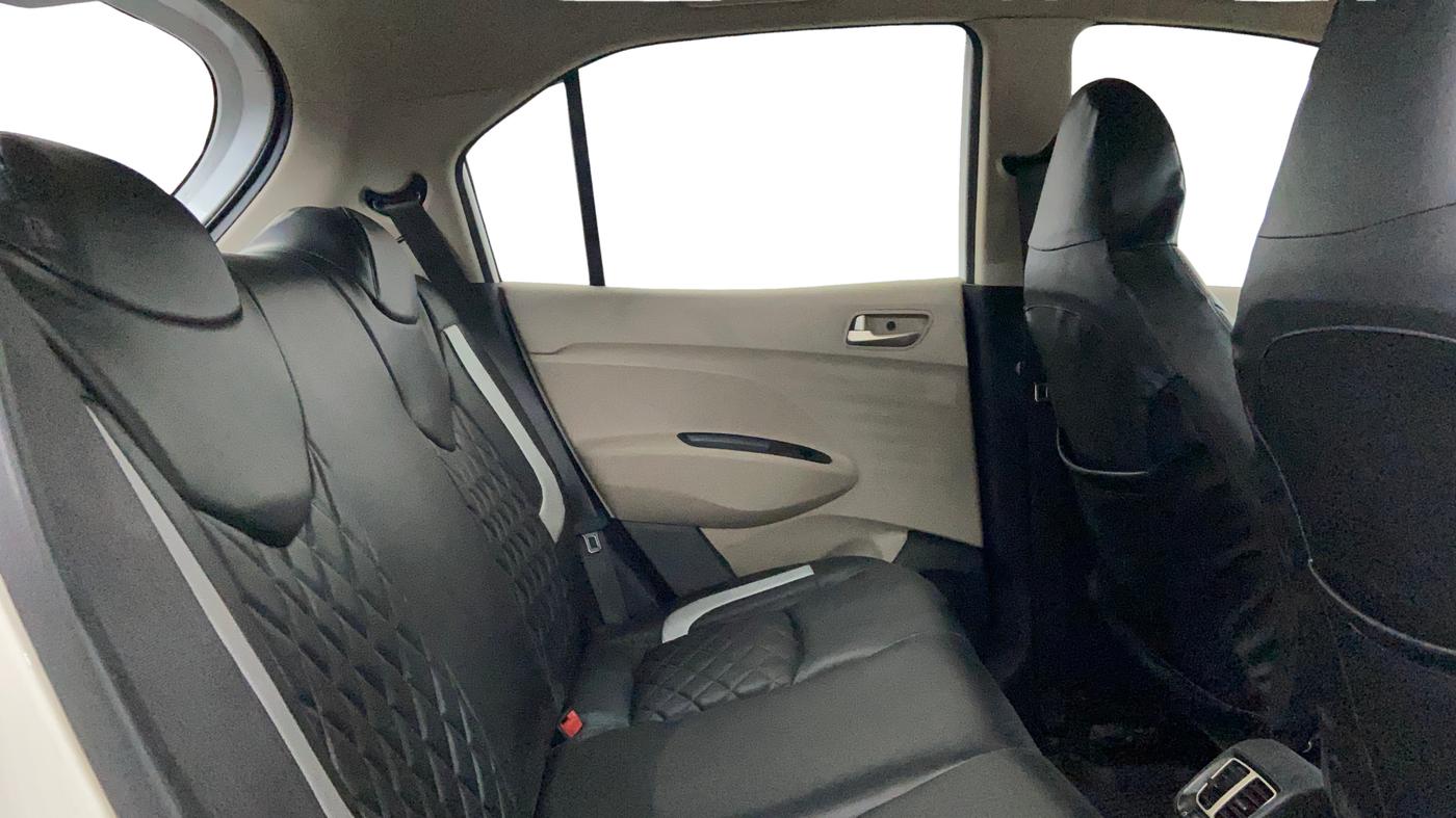 2019 Hyundai NEW SANTRO MAGNA, Petrol, Manual, 50,484 km, Right Side Rear Door Cabin