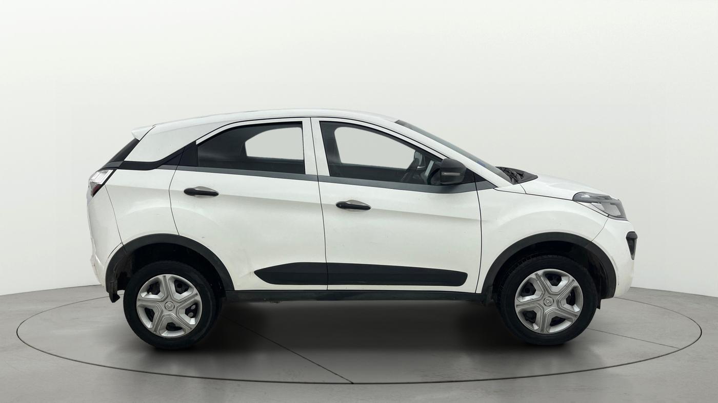 2018 Tata Tiago XZ PETROL, Petrol, Manual, 72,019 km, Right Side View