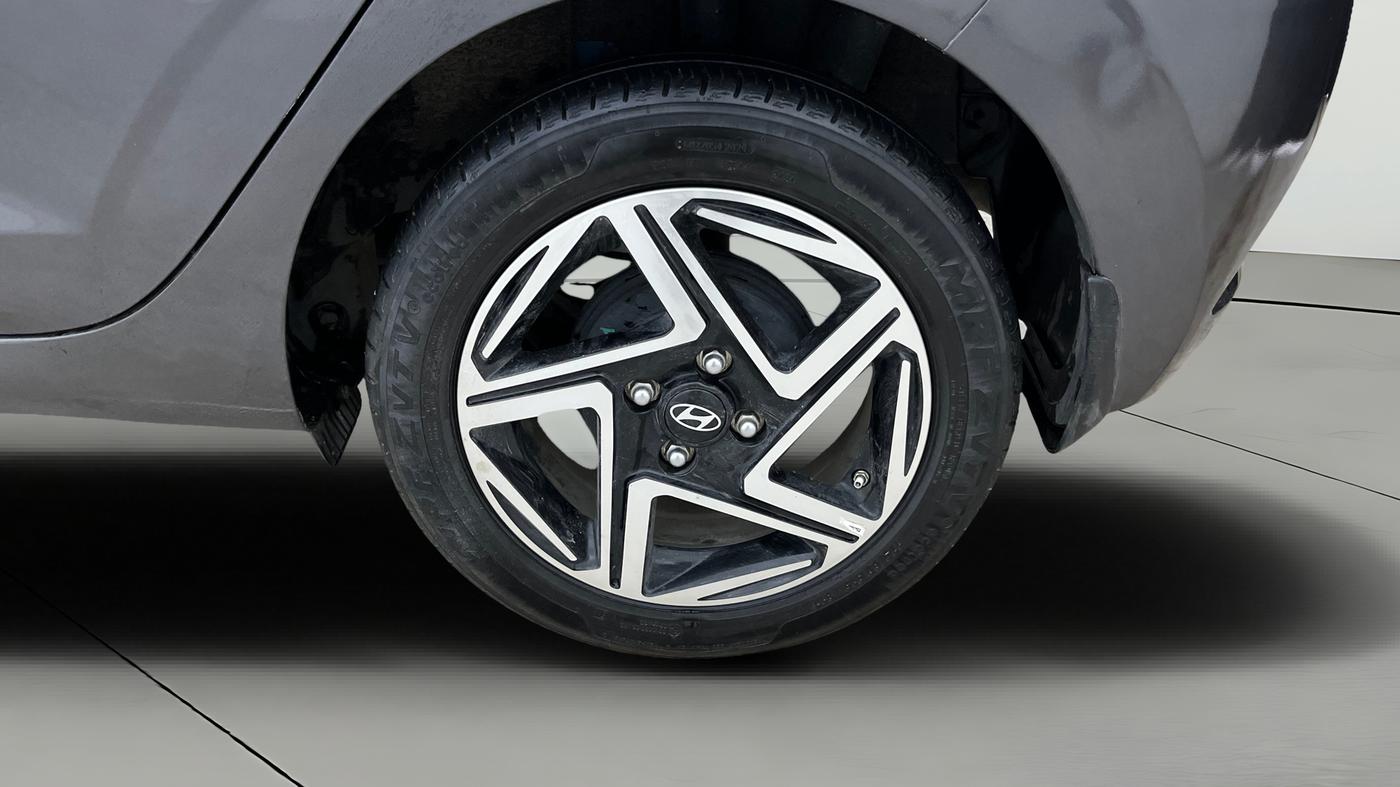 2024 Hyundai GRAND I10 NIOS ASTA AMT 1.2 KAPPA VTVT, Petrol, Automatic, 22,794 km, Left Rear Wheel