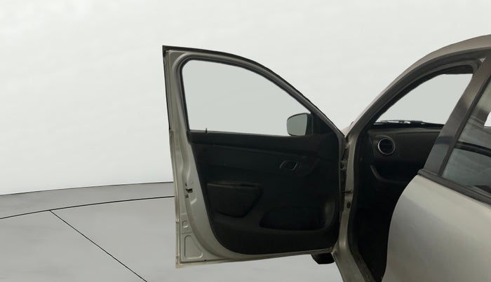 2019 Renault Kwid RXL, Petrol, Manual, 25,644 km, LHS Front Door