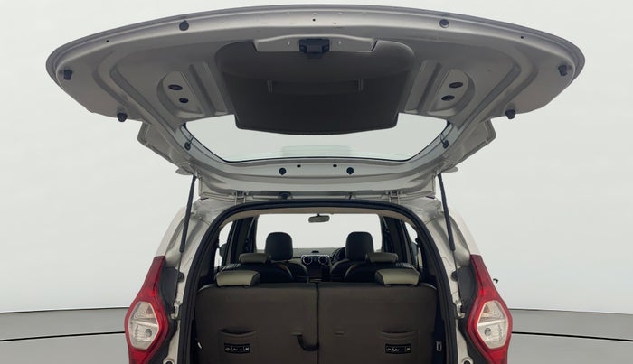 2015 Renault Lodgy 110 PS RXZ 7 STR, Diesel, Manual, 59,014 km, Boot Door Open