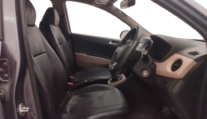 2016 Hyundai Grand i10 SPORTZ 1.2 KAPPA VTVT, Petrol, Manual, 67,313 km, Right Side Front Door Cabin