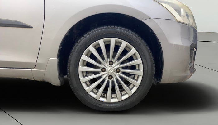 2016 Maruti Ciaz ZXI+, Petrol, Manual, 89,367 km, Right Front Wheel