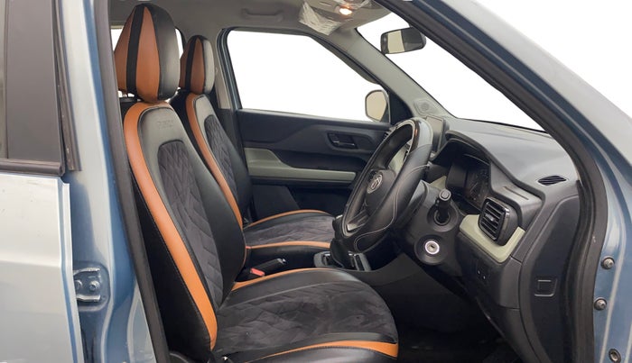 2023 Tata PUNCH ADVENTURE MT, Petrol, Manual, 29,621 km, Right Side Front Door Cabin