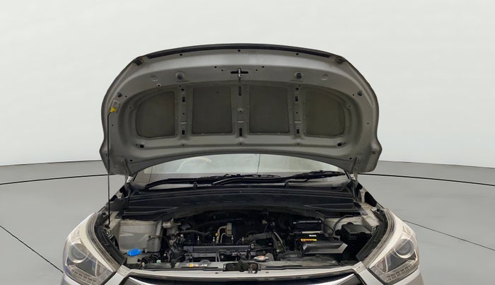 2017 Hyundai Creta SX PLUS 1.6 PETROL, Petrol, Manual, 77,797 km, Open Bonet