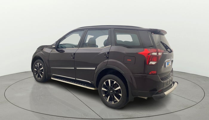 2018 Mahindra XUV500 W11 (O) AT, Diesel, Automatic, 24,675 km, Left Back Diagonal