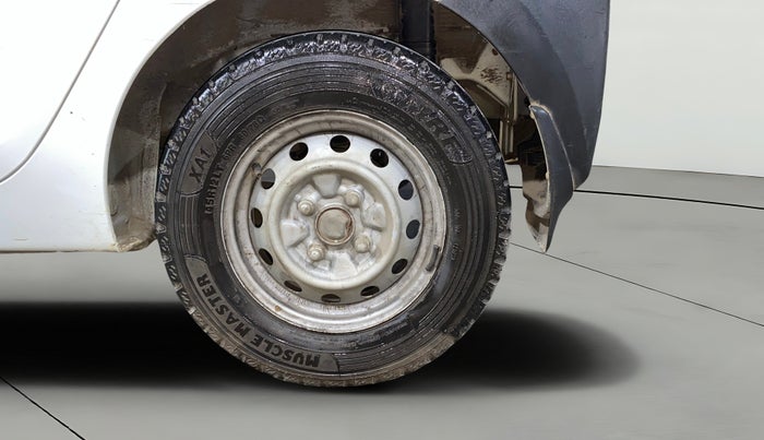 2016 Hyundai Eon D-LITE+, Petrol, Manual, 18,035 km, Left Rear Wheel