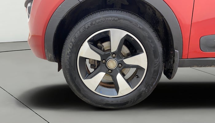 2018 Tata NEXON XZ PLUS DIESEL DUAL TONE, Diesel, Manual, 78,101 km, Left Front Wheel