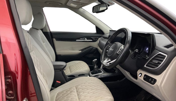 2022 KIA SELTOS HTX PETROL 1.5, Petrol, Manual, 58,451 km, Right Side Front Door Cabin