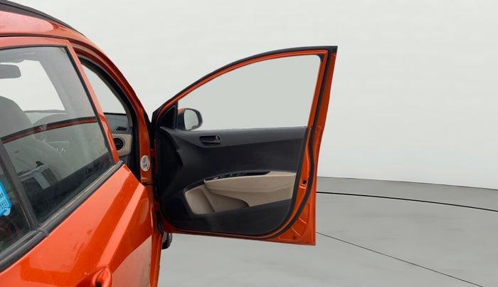 2019 Hyundai Grand i10 MAGNA AT 1.2 KAPPA VTVT, Petrol, Automatic, 38,753 km, RHS Front Door