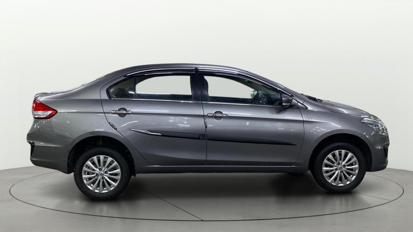 2015 Maruti Ciaz ZXI, Petrol, Manual, 66,711 km, Right Side View