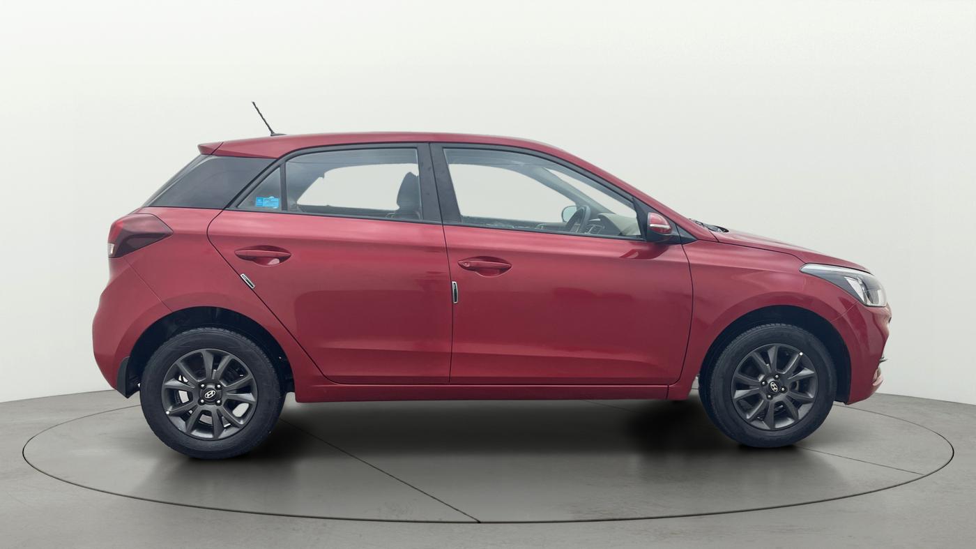 2019 Hyundai Elite i20 SPORTZ PLUS 1.2, Petrol, Manual, 31,711 km, Right Side View