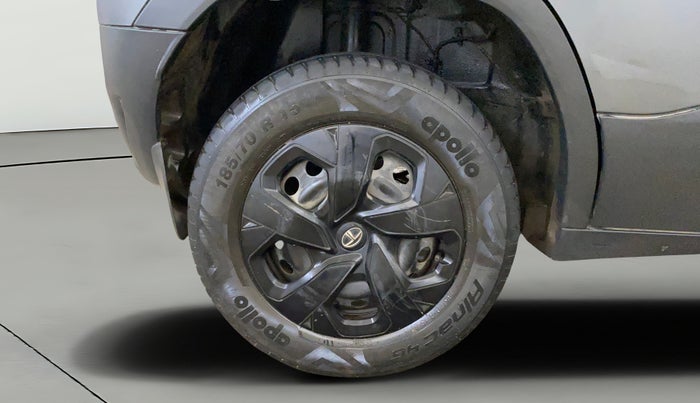 2022 Tata PUNCH ADVENTURE MT, Petrol, Manual, 50,759 km, Right Rear Wheel