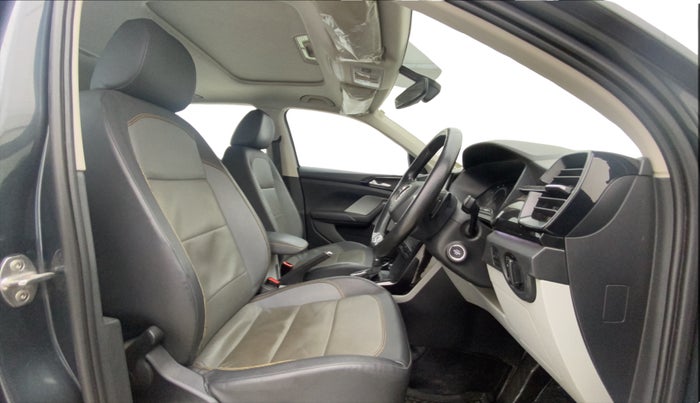 2021 Skoda KUSHAQ STYLE 1.0L TSI AT, Petrol, Automatic, 60,089 km, Right Side Front Door Cabin