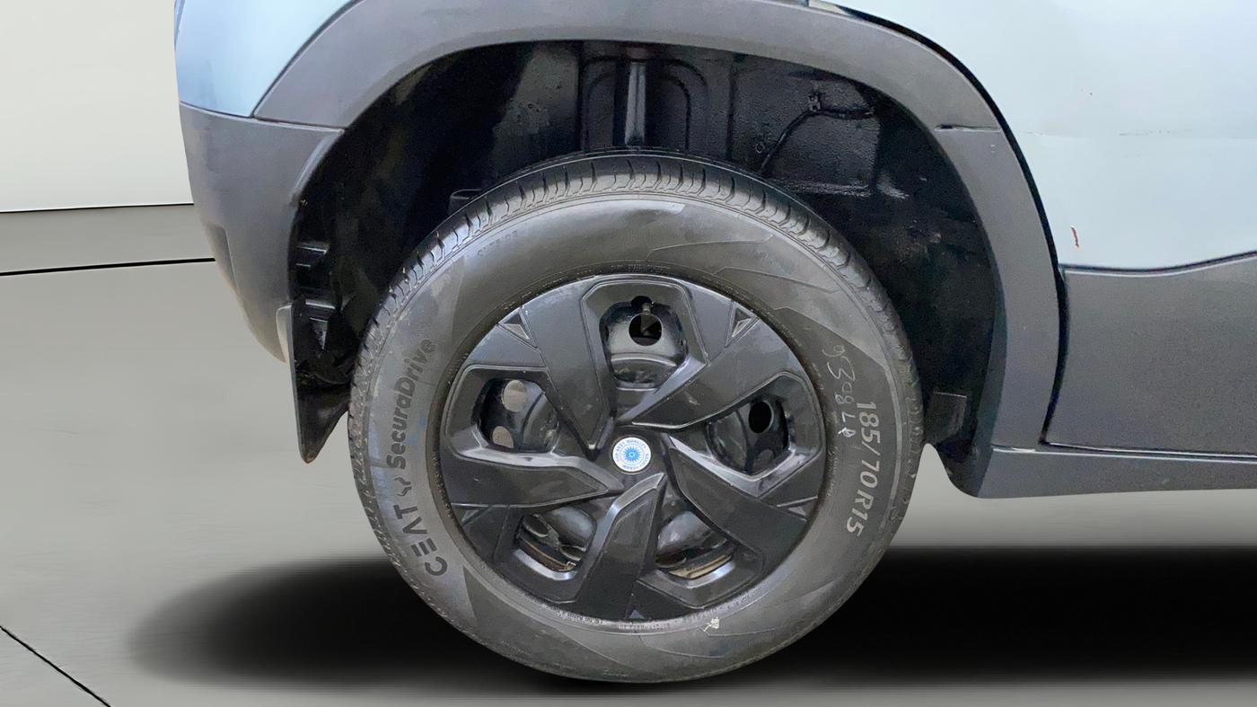 2022 Tata PUNCH ADVENTURE MT, Petrol, Manual, 35,641 km, Right Rear Wheel