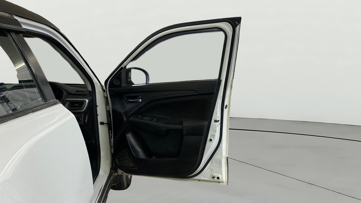 2023 Maruti BREZZA VXI SMART HYBRID, Petrol, Manual, 56,682 km, RHS Front Door