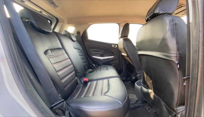 2014 Ford Ecosport TITANIUM 1.5L DIESEL (OPT), Diesel, Manual, 1,15,278 km, Right Side Rear Door Cabin