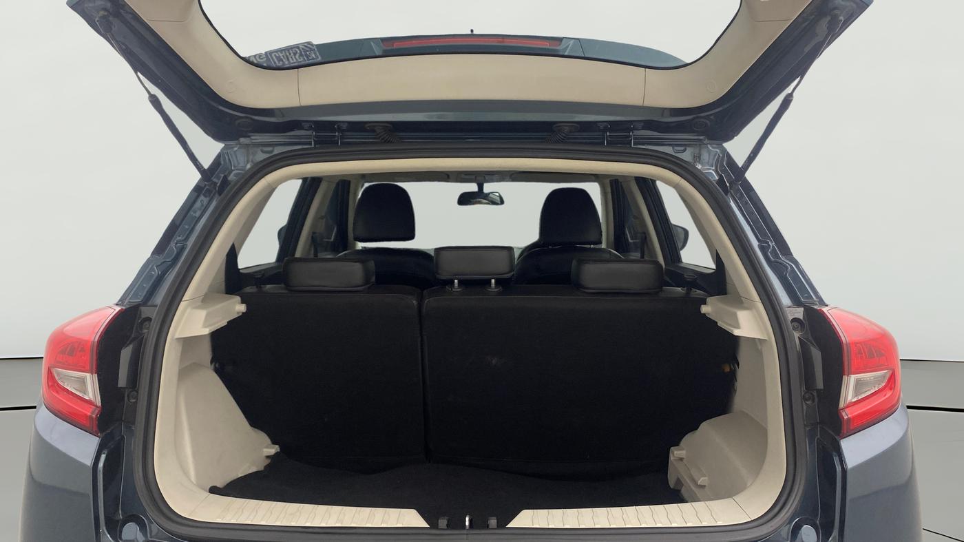 2021 Mahindra XUV300 W6 1.5 Diesel, Diesel, Manual, 46,982 km, Boot Open Zoomed View