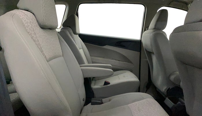 2022 Mahindra MARAZZO M4+ 7 STR, Diesel, Manual, 10,556 km, Right Side Rear Door Cabin