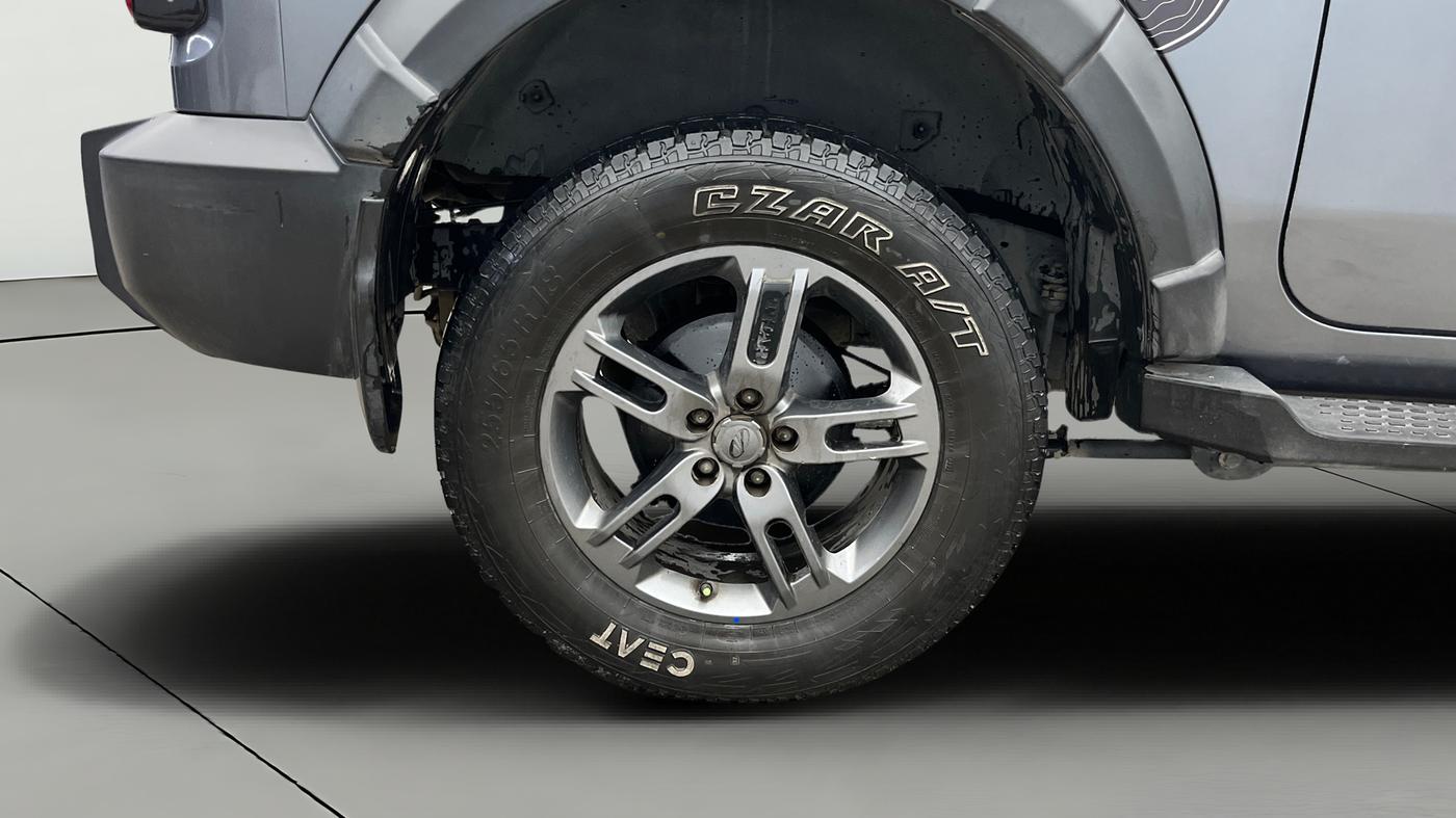 2022 Mahindra Thar LX PETROL HT 4WD AT, Petrol, Automatic, 57,195 km, Right Rear Wheel