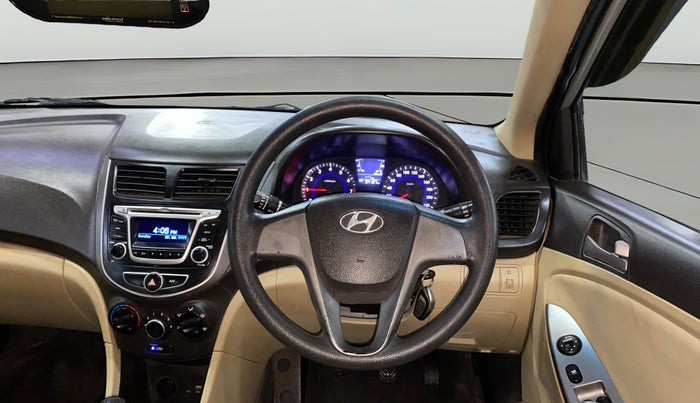 2015 Hyundai Verna 1.4 VTVT, Petrol, Manual, 54,180 km, Steering Wheel Close Up